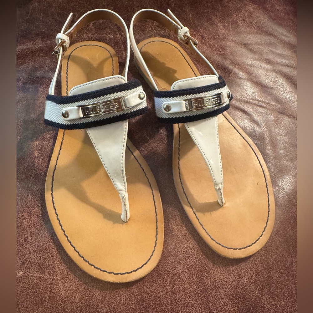 Tommy Hilfiger sandals white black  and silver thong with blackstrap 7 woman’s